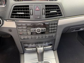 Mercedes E 200 - 9