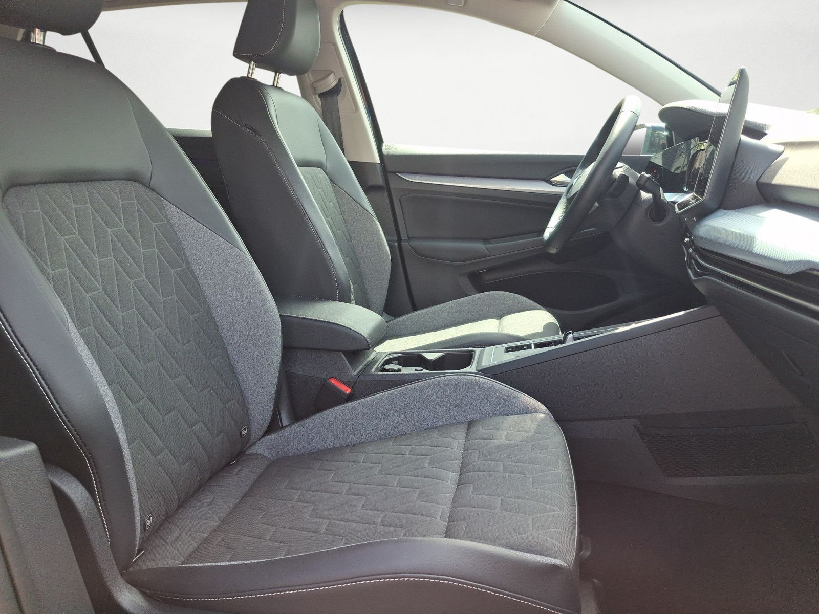 Volkswagen Golf - Bild 9