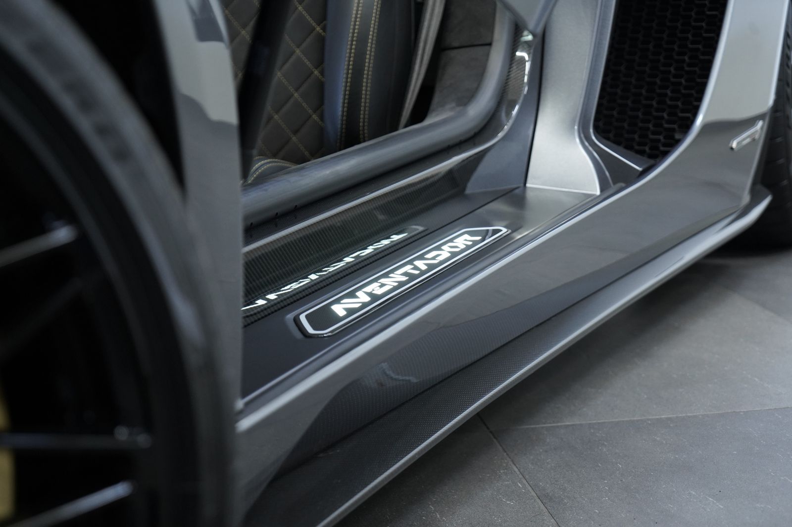 Lamborghini Aventador