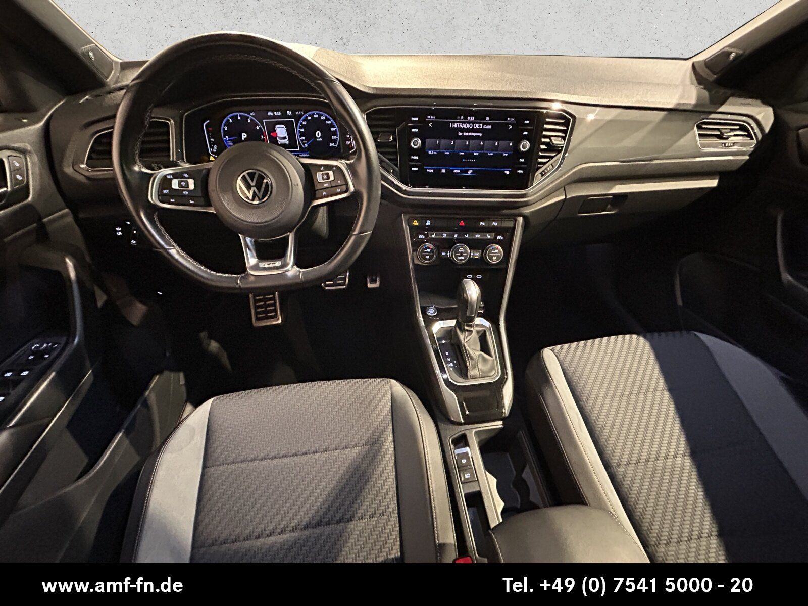 T-ROC 1.5TSI R-LINE PANO LED ACC NAVI KESSY RFK