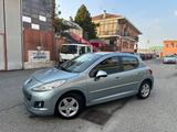 Peugeot 207 1.4 VTi 95CV 5p. X Line - Peugeot 207 mit Benzin-Antrieb: Limousine, Vti 95