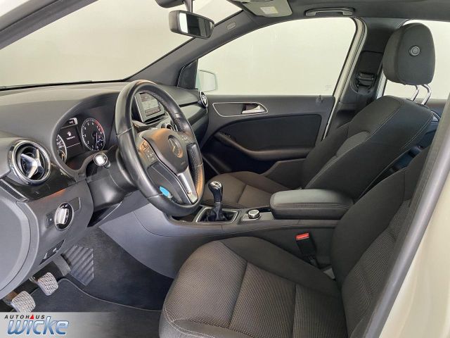 B -Klasse 1.6 B 180 NAVI KLIMA LM FELGEN PANO