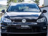 Volkswagen Golf VII Lim. 1.4 TSI*R-LINE*NAVI*KLIMA*PDC*TEMP - Volkswagen Golf mit Benzin-Antrieb: Limousine, 1.4