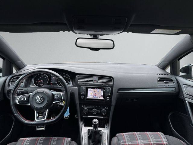 Golf VII 2.0 GTI BI-XENON+NAVI+KLIMA+AHK+GRA+SHZ