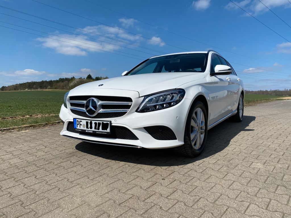 Image of Mercedes-Benz C 200