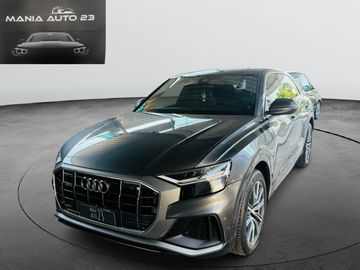 Audi Q8 - 1