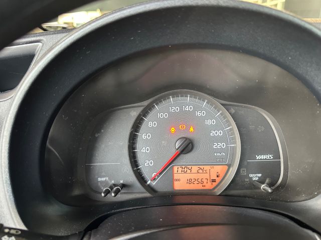 Toyota Yaris  1,33-l-Dual-VVT-i Cool