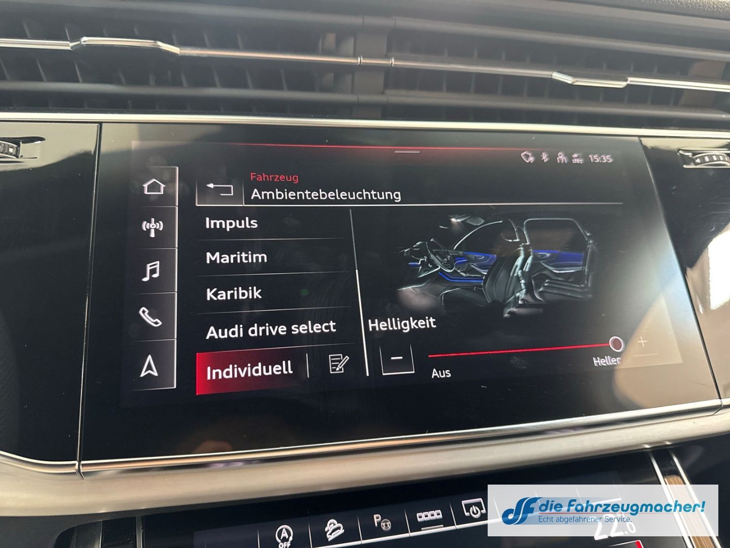 Fahrzeugabbildung Audi Q7 45 TDI quattro S-line Sportpaket LuftfeNiveau