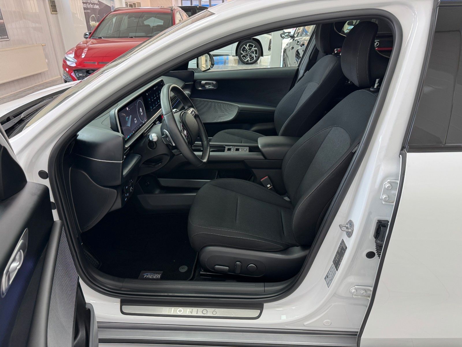Hyundai IONIQ 6 – Bild 23