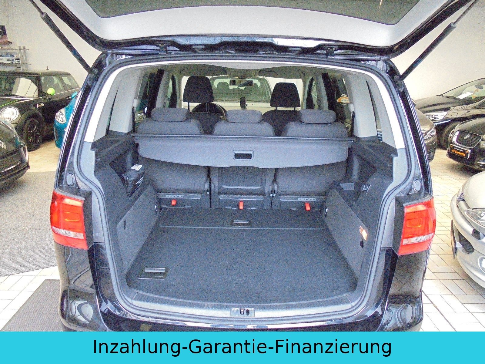 Fahrzeugabbildung Volkswagen Touran Comfortline Aut./Klima/Standheizung/AHK/