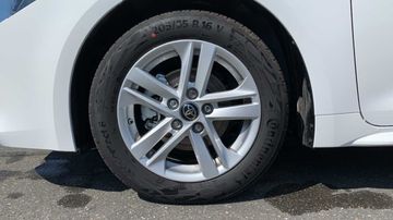 Fahrzeugabbildung Toyota Corolla Touring Sports 1.8 Hybrid Comfort | Kame
