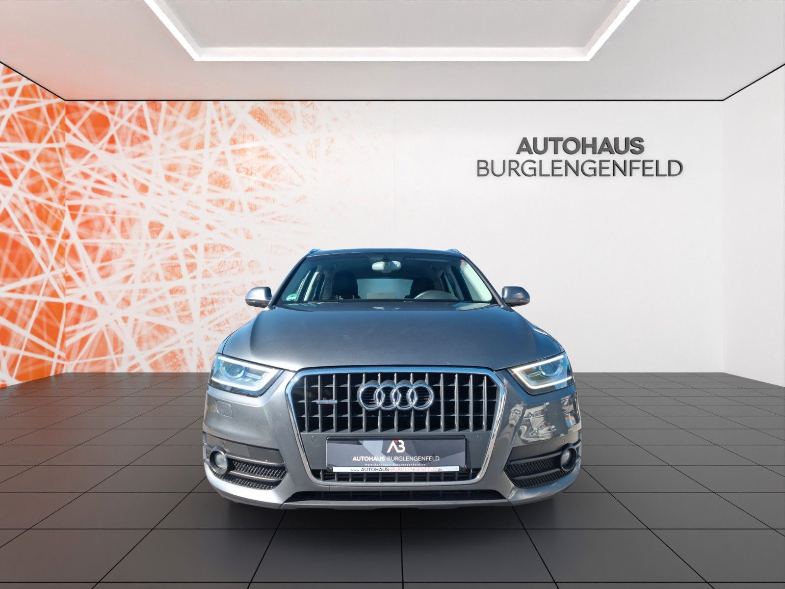 Fahrzeugabbildung Audi Q3 2.0 TFSI quattro