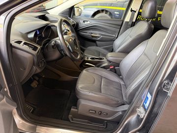 Ford Kuga - 11