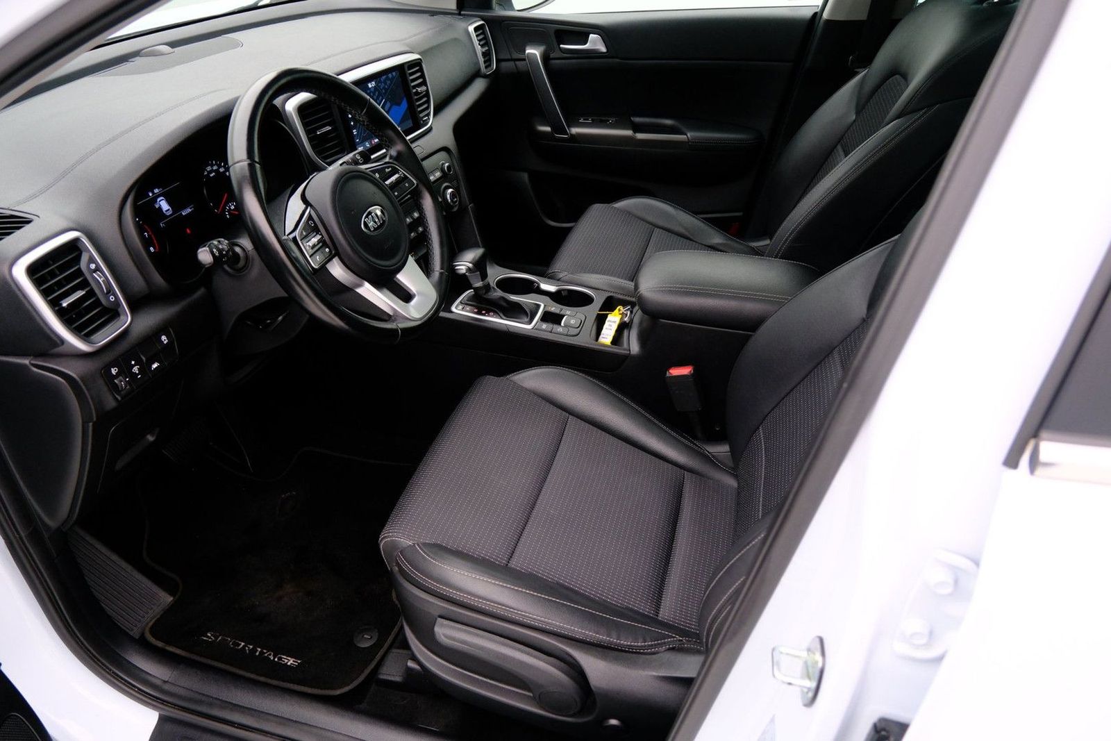 Kia Sportage 1.6 T-GDI DynamicPlusLine 1/2 Leer|Pano imagem 2