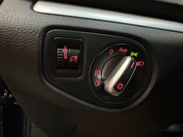 Volkswagen Sharan Highline*AHK*Klima*7-Sitzer*Navi*Bi-Xenon