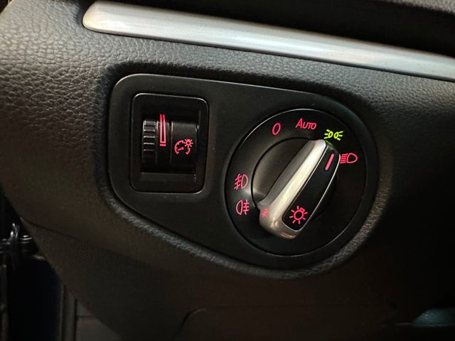 Volkswagen Sharan Highline*AHK*Klima*7-Sitzer*Navi*Bi-Xenon