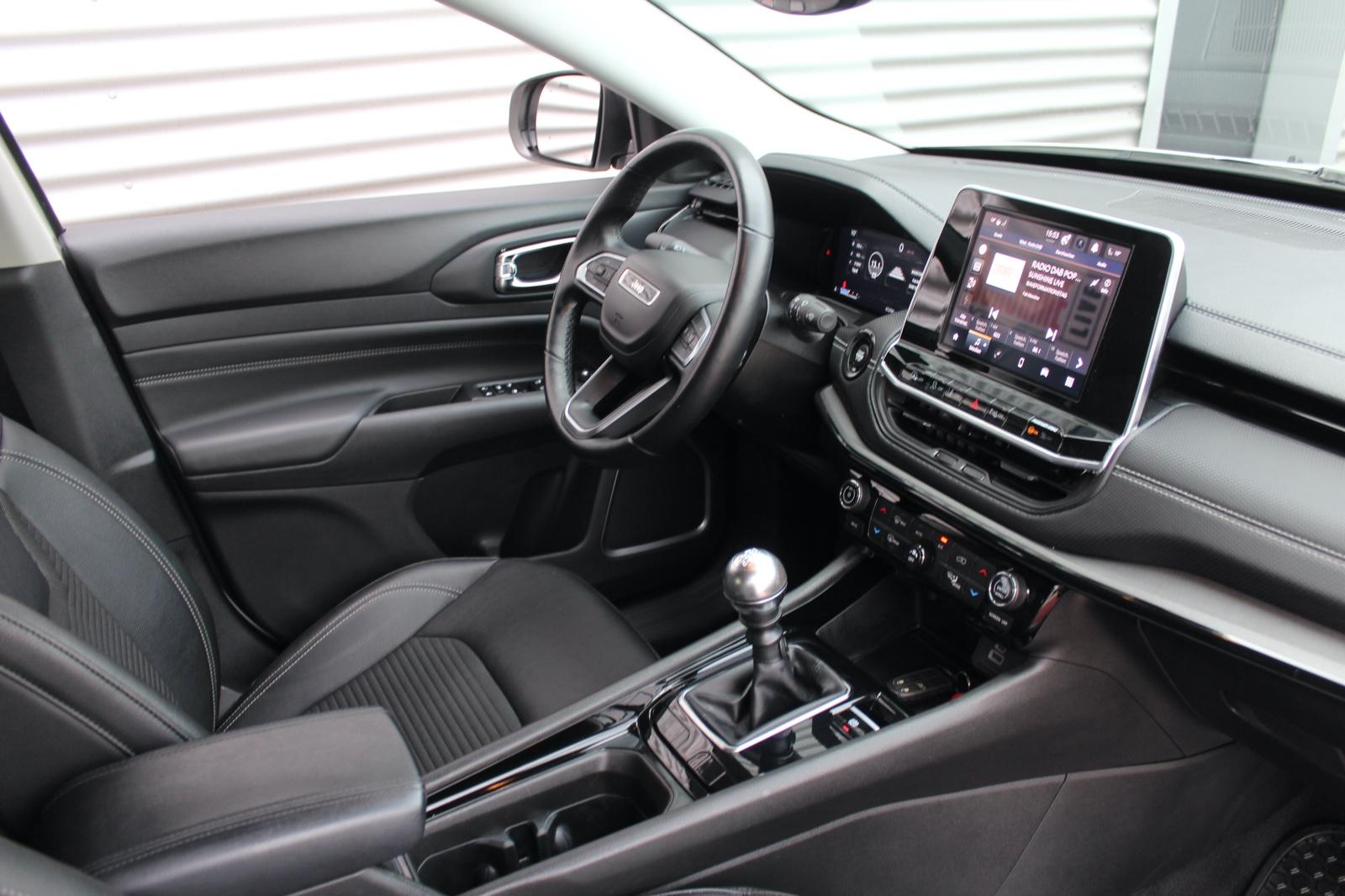 Jeep COMPASS LONGITUDE FWD KLIMA LED PDC 6.GANG