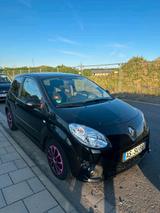 Renault Twingo Night Day HU 11/2027 - Renault Twingo mit Anhängerkupplung
