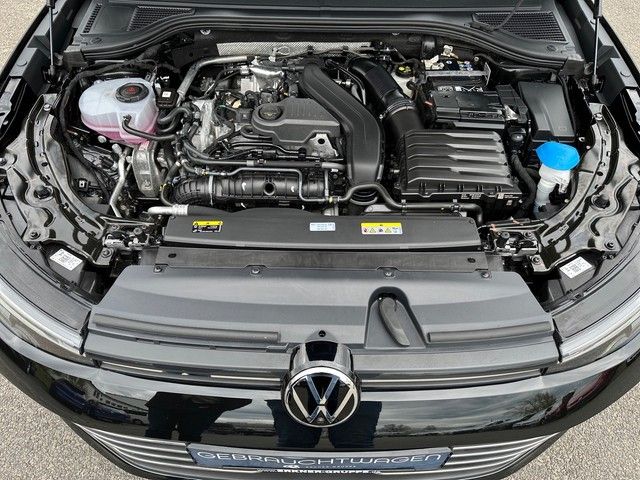 Fahrzeugabbildung Volkswagen Passat 1.5eTSI DSG Business LED+ACC+AHK+++