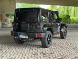 Jeep Wrangler Unlimited Sport 2.8 CRD Sport - Jeep Wrangler aus 2012: Unlimited