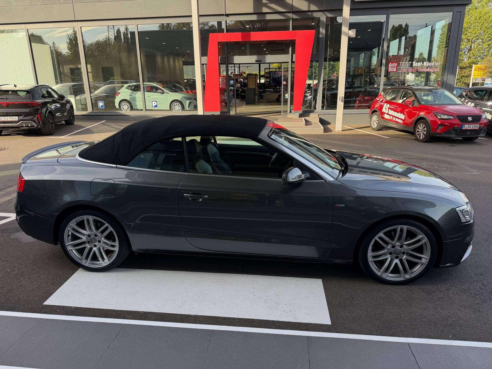 AUDI A5 CABRIOLET 2.0 TDI 190ch S-LINE BVA Sièges cuir chauffants Caméra de recul ACC