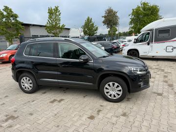 Volkswagen Tiguan - 9