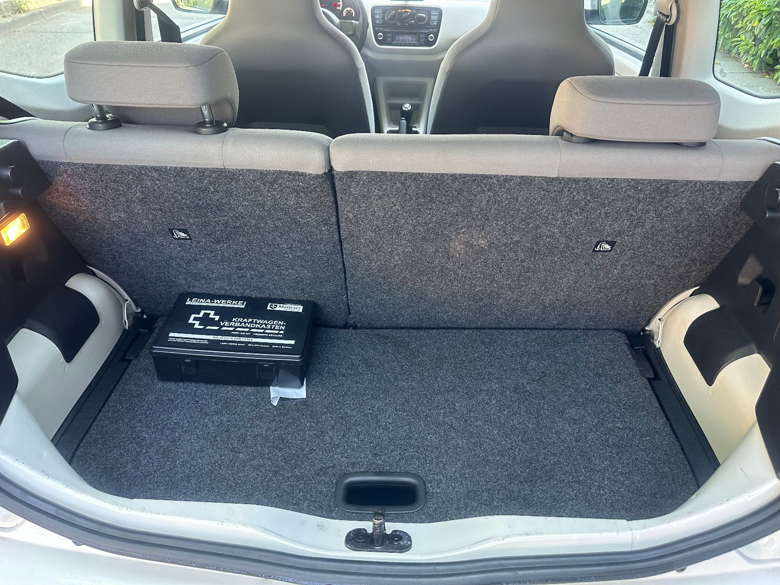 Fahrzeugabbildung Volkswagen up! MOVE*1.HAND+NAVI+SITZHEIZUNG*