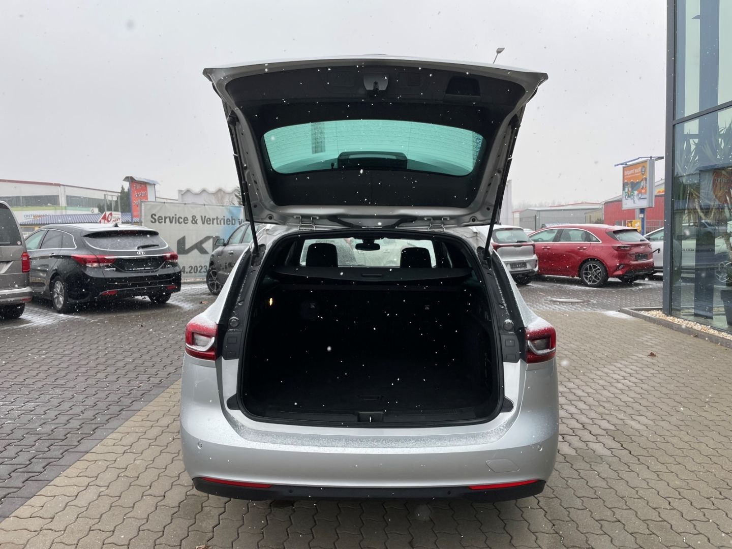 Fahrzeugabbildung Opel Insignia B Sports Tourer INNOVATION LED Navi