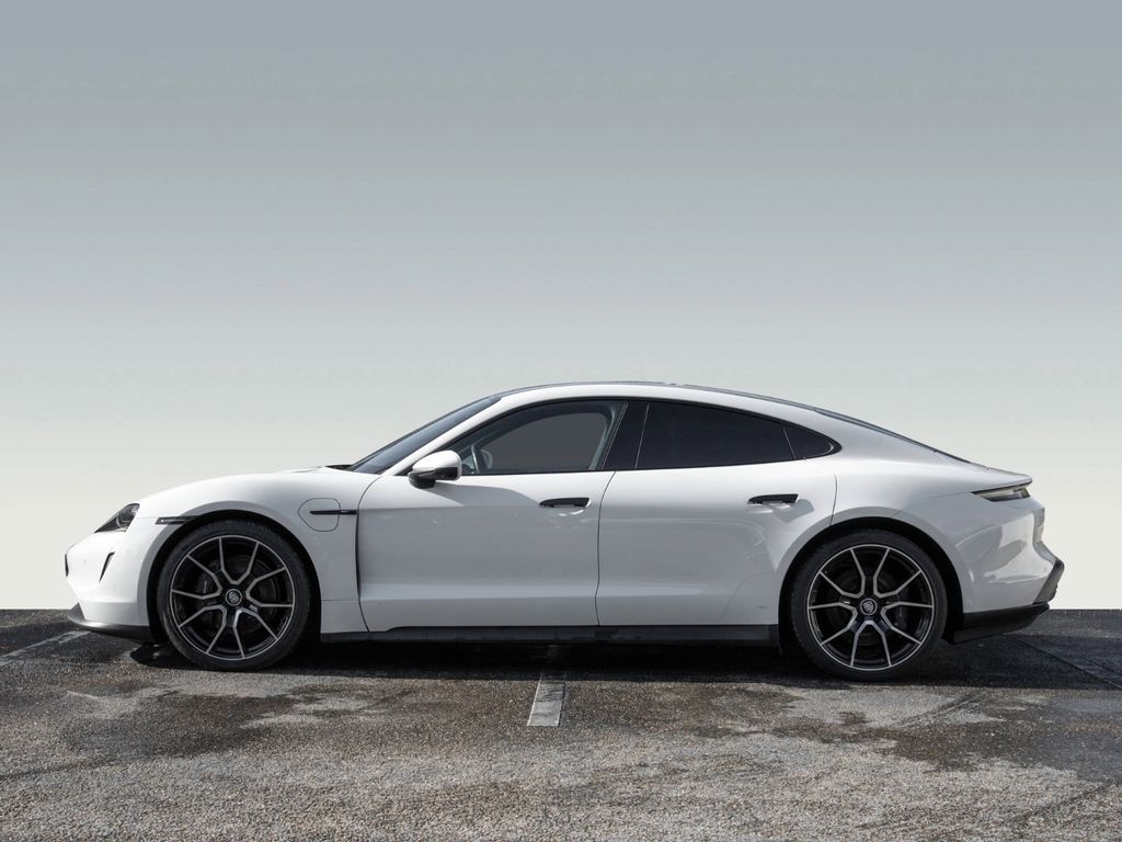 PORSCHE Taycan 2023