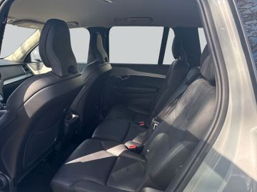 Volvo XC90 - 10