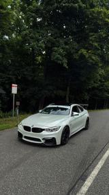 BMW m4 f82 vollausstattung - BMW M4: F82