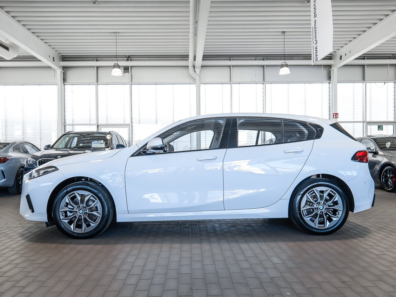 BMW 120 - Bild 9