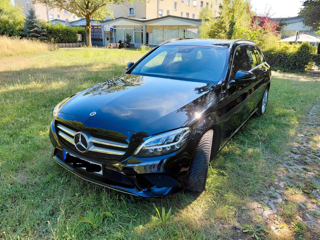 Image of Mercedes-Benz C 220