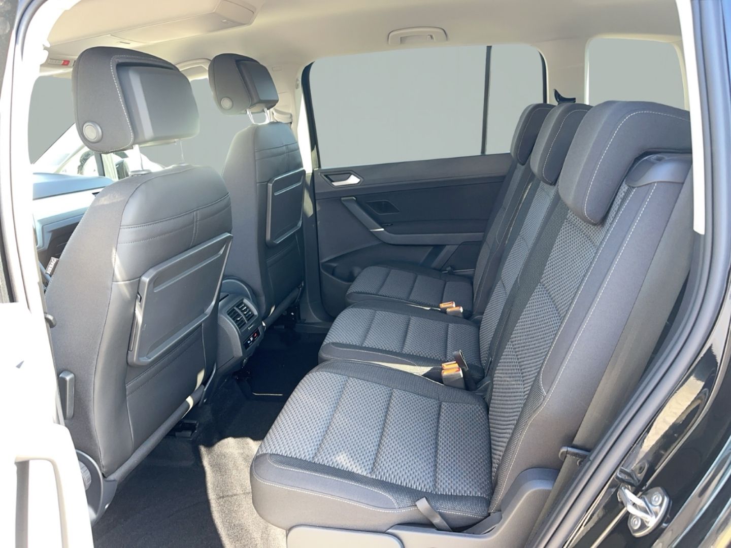 Volkswagen Touran - Bild 13