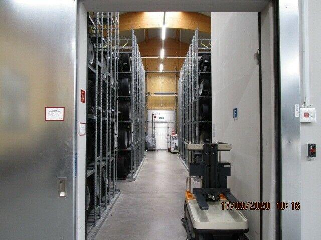 showroom-image-bottom