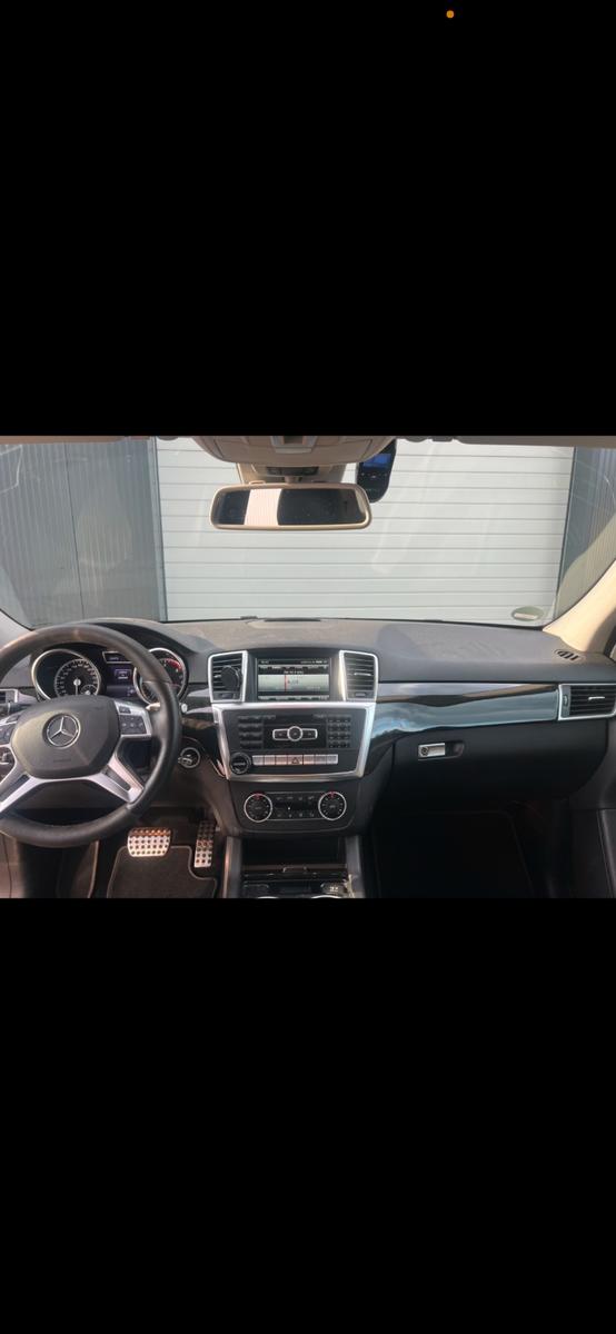 Mercedes-Benz ML 350 BlueTEC 4MATIC AMG Line Softclose TÜV Neu