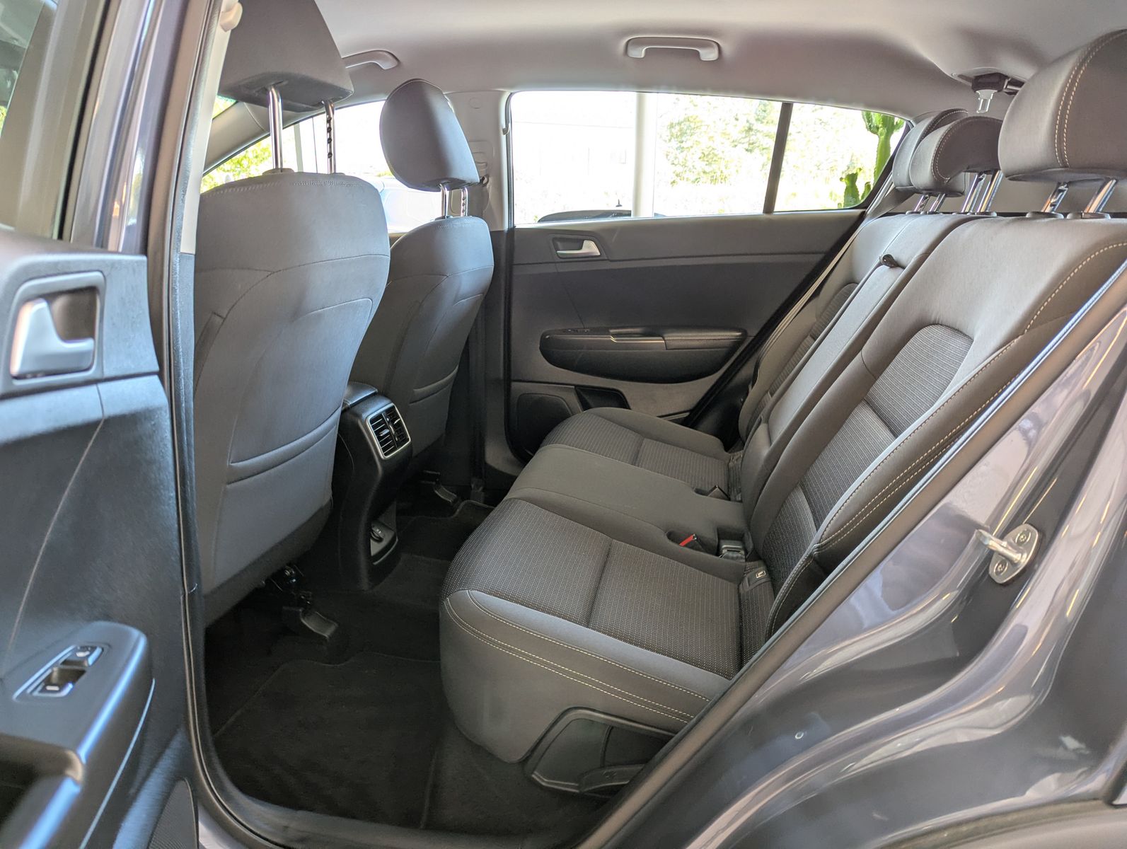 KIA Sportage 1,6 GDI Vision Komfort-Paket Kamera AHK - Image 13