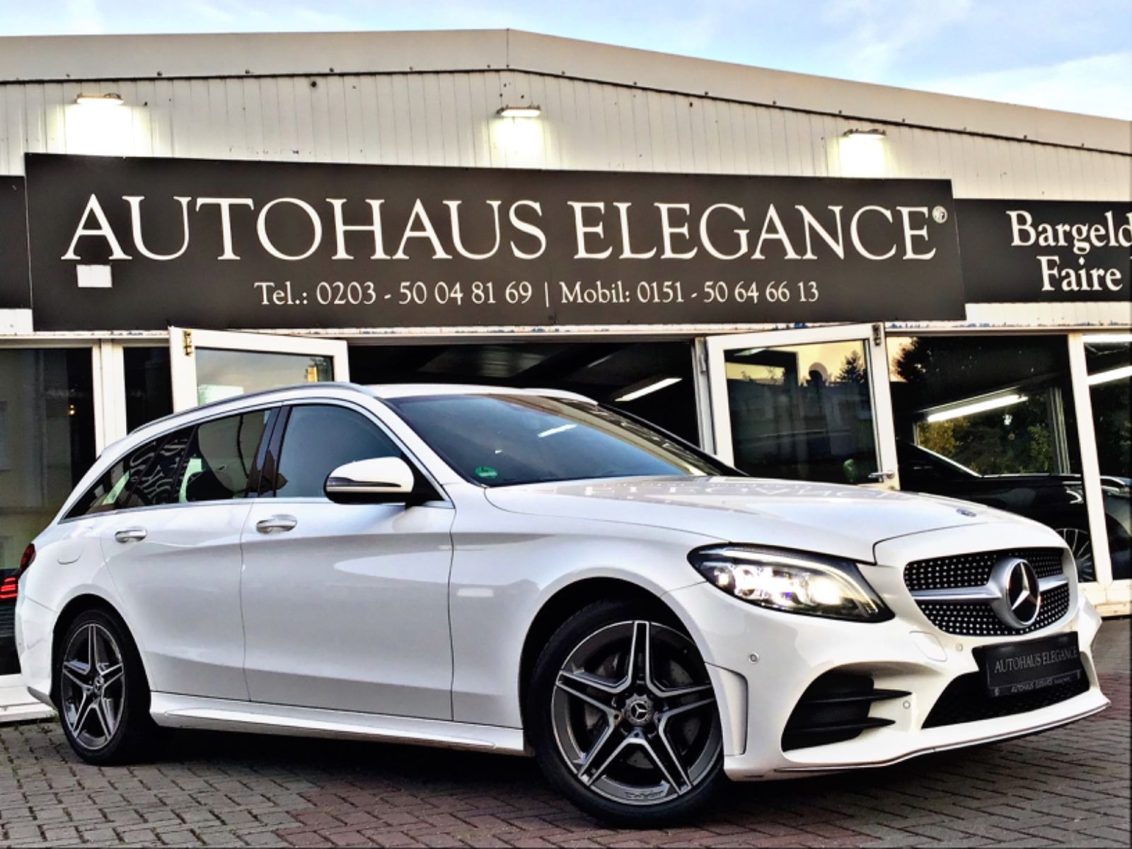 MERCEDES-BENZ C 220d 9G 4Matic~AMG Line~Navi~Kamera~HeUp~LED