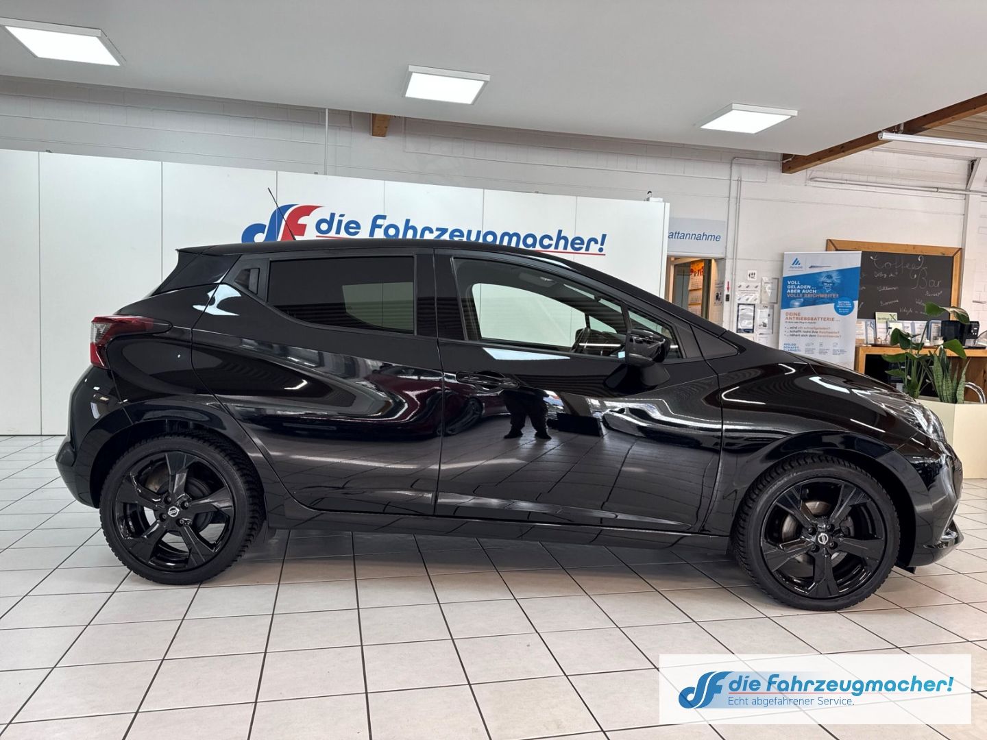 Fahrzeugabbildung Nissan Micra N-Sport Navi Soundsystem Bose LED Klimaaut