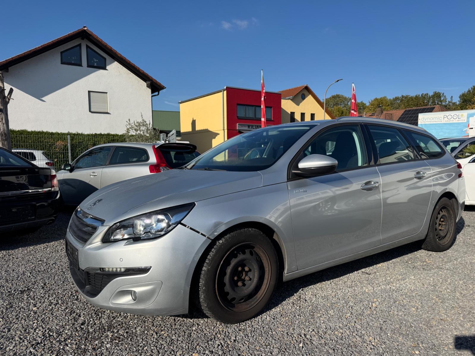 Peugeot 308 2015 — photo 8