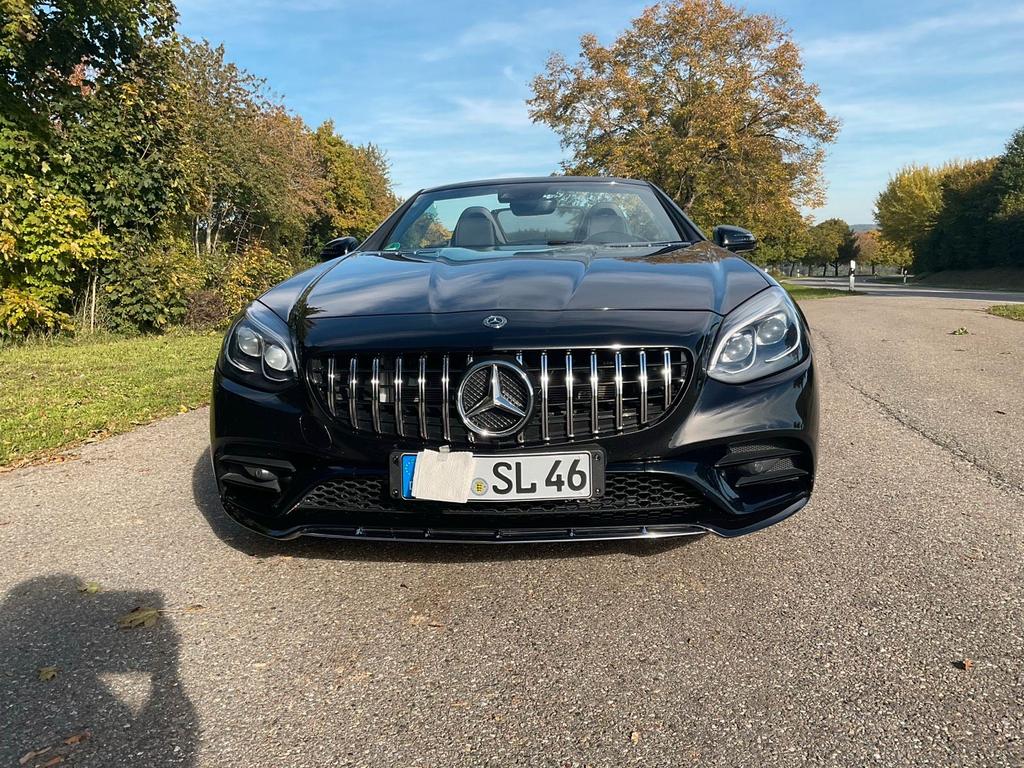 Mercedes-Benz SLC 300