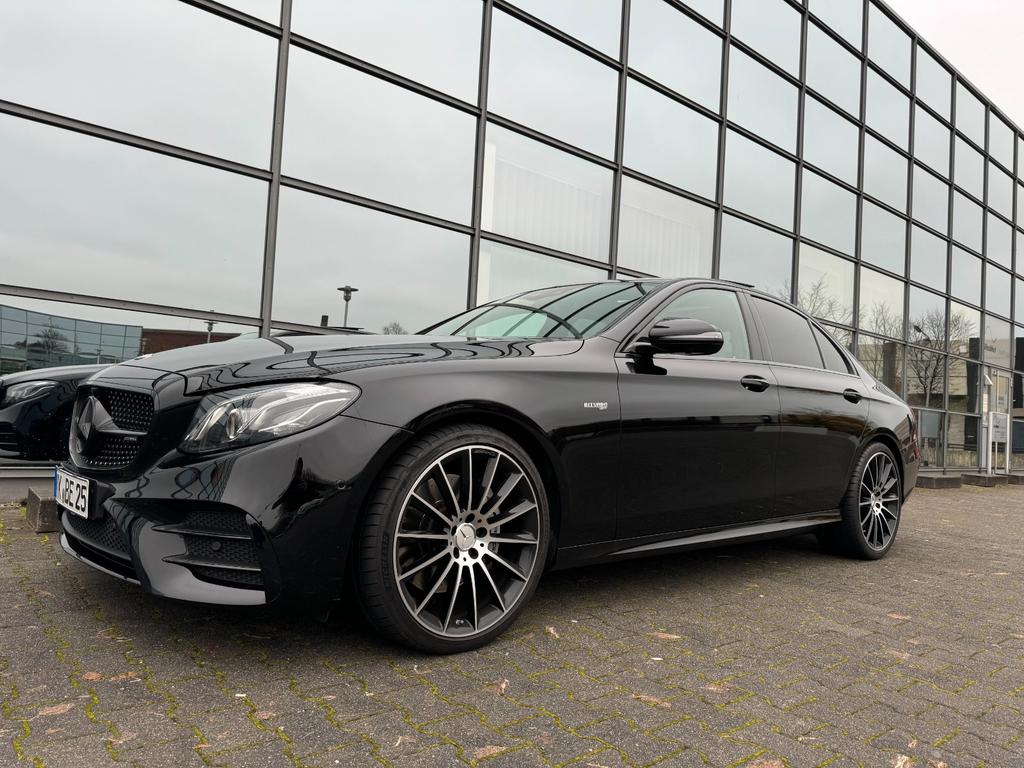 Mercedes-Benz E 43 AMG