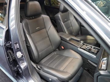 Mercedes E 63 AMG - 8