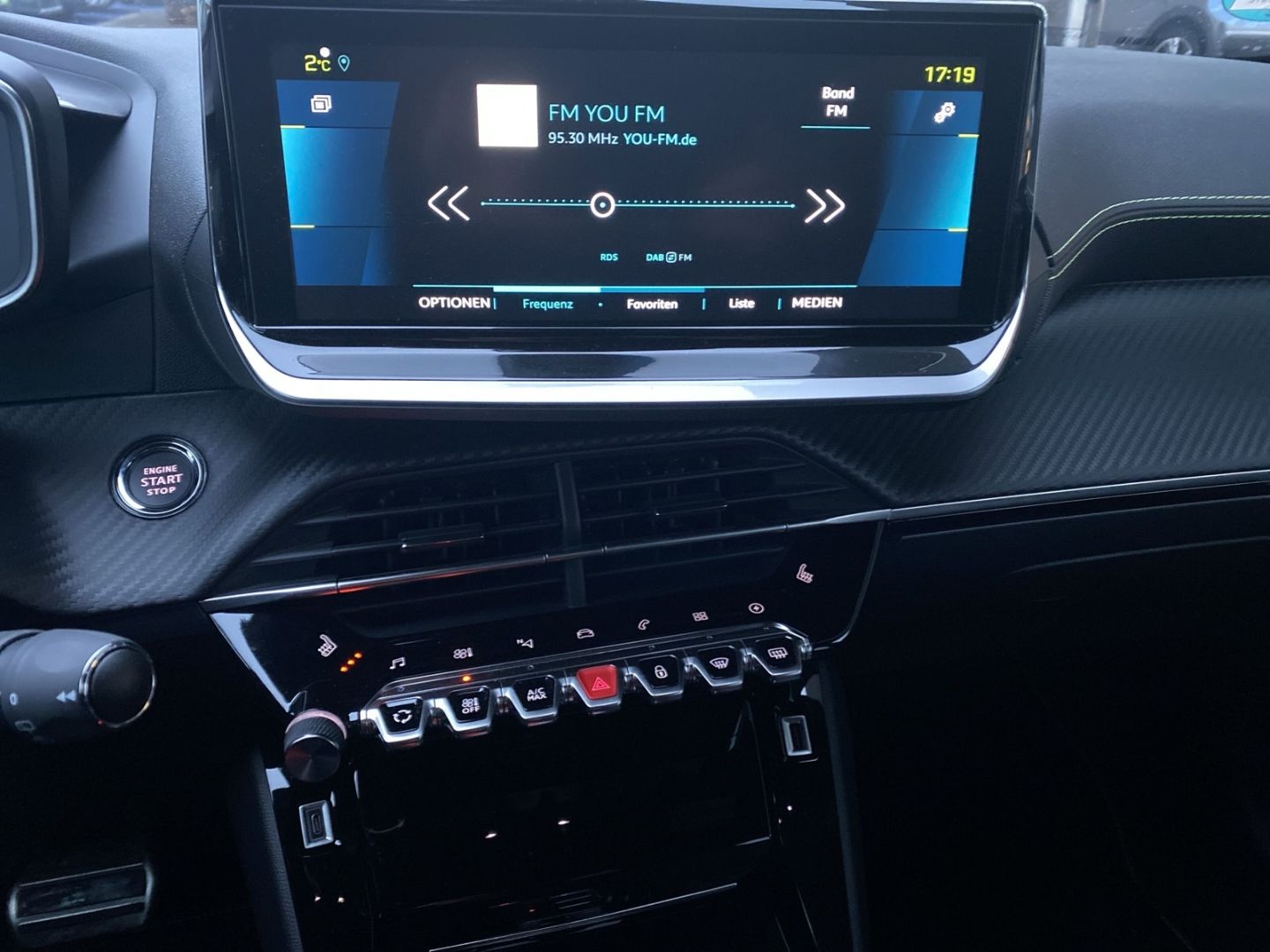 Fahrzeugabbildung Peugeot 208 e- GT Elektromotor 136 *Navi*Kamera*Sitzheiz