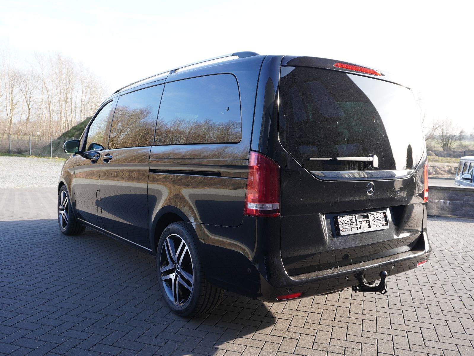 Fahrzeugabbildung Mercedes-Benz V 250 d EXCLUSIVE EDITION