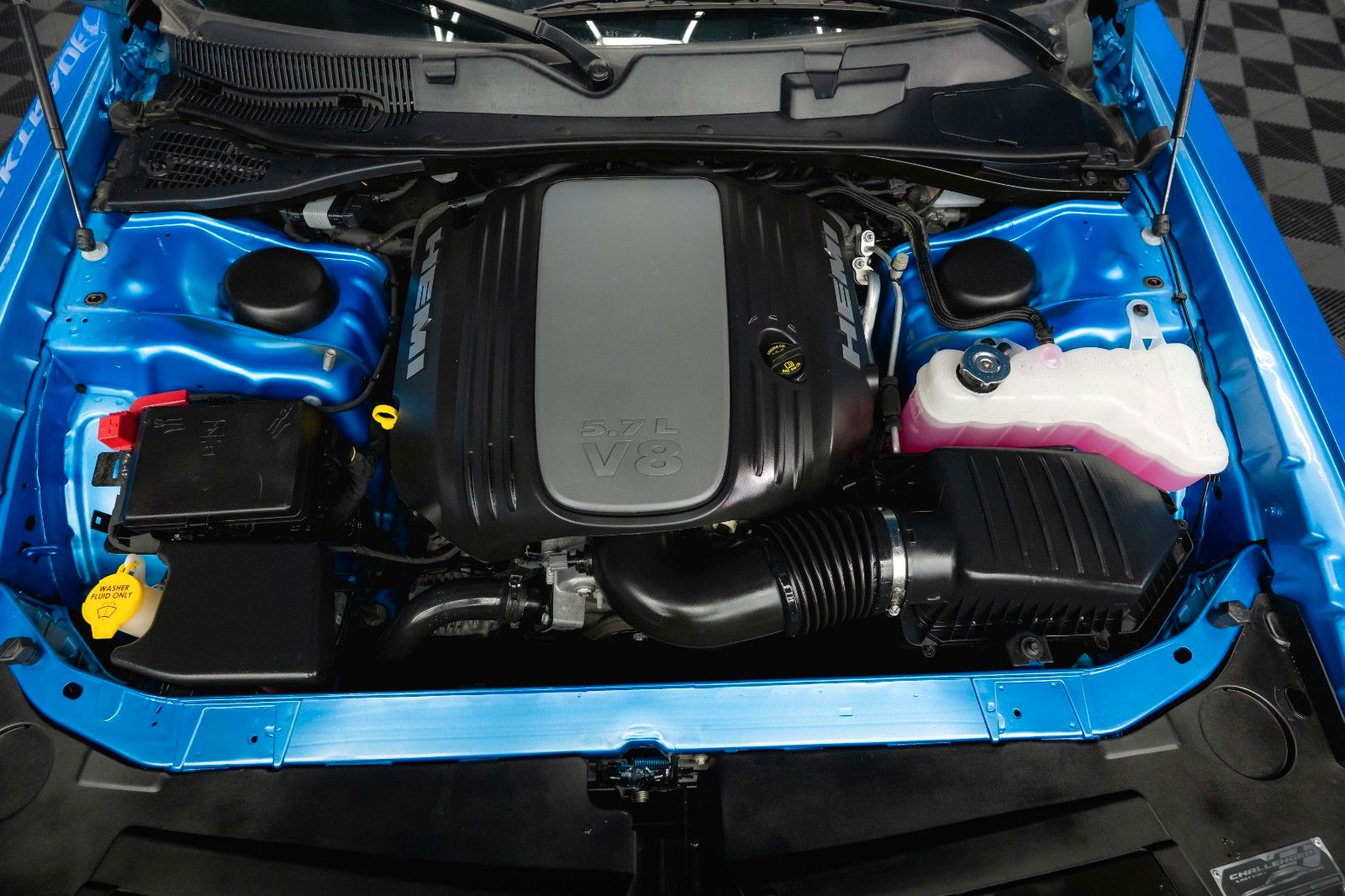 Fahrzeugabbildung Dodge Challenger 5.7 V8 R/T SRT Performance *LED*19%*