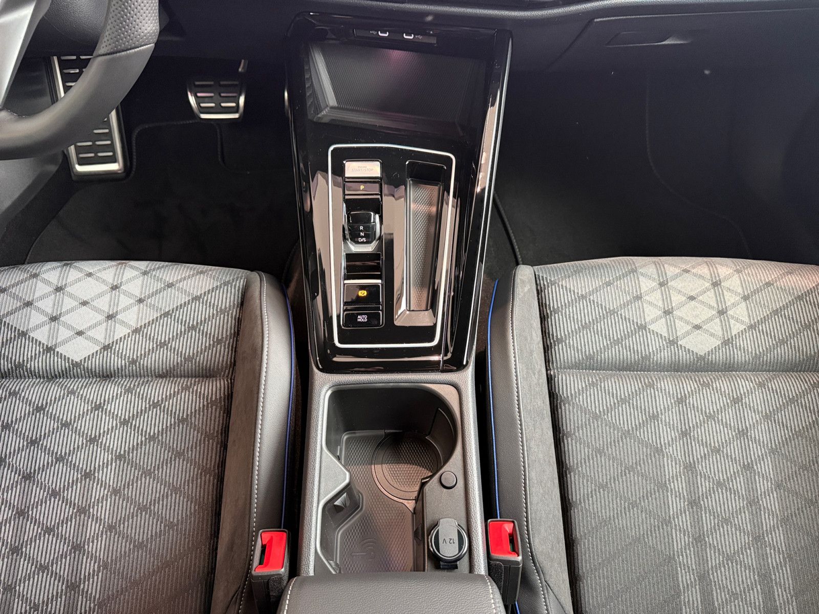 Volkswagen Golf - Bild 8