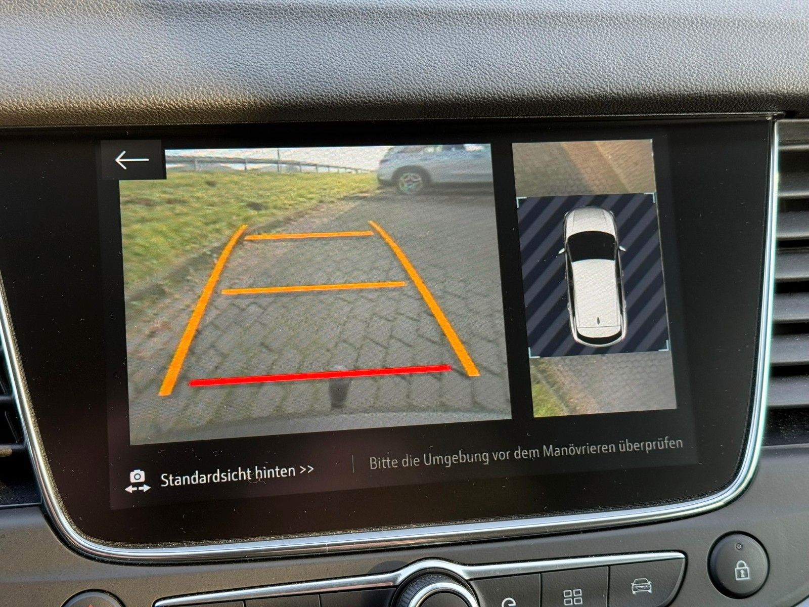 Fahrzeugabbildung Opel Grandland (X)+ALLRAD+ULTIMATE+AHK+NEUE BATTERIE