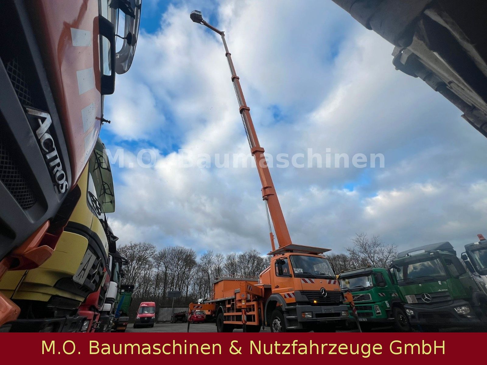 Fahrzeugabbildung Mercedes-Benz Atego 1928 / Ruthmann T 435 / 45 m Arbeitsbühne