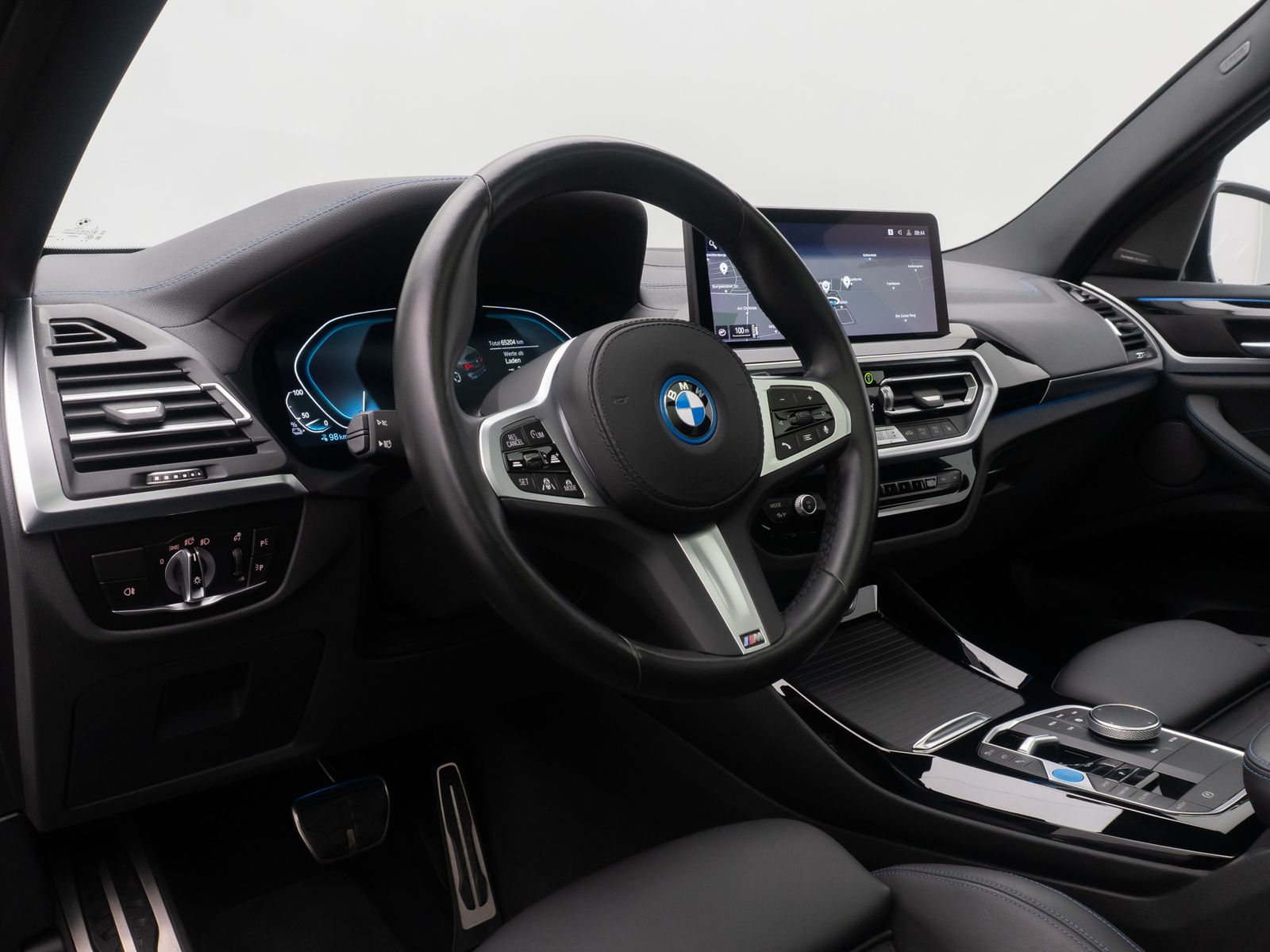 Fahrzeugabbildung BMW iX3 IMPRESSIVE H/K 360&deg;Panorma HUD DAB Sport 20"